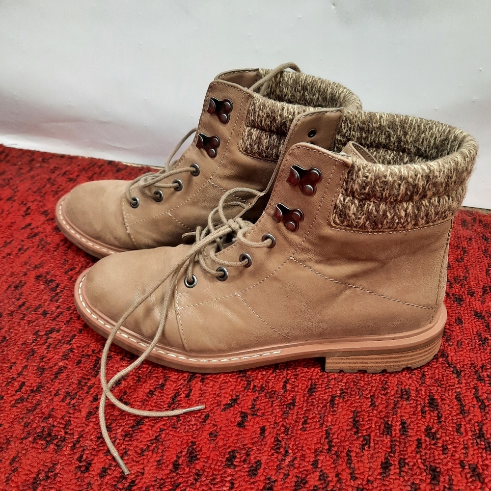 Amore Mia Ranie Ankle Lace Up Women's Boots Sweater Knitted Trim Tan Size 9M
